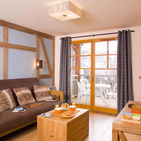 Madame Cami Real Aparthotel 4*